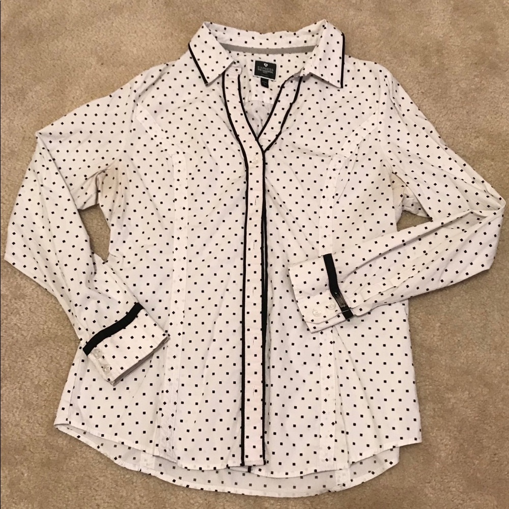 Express button down